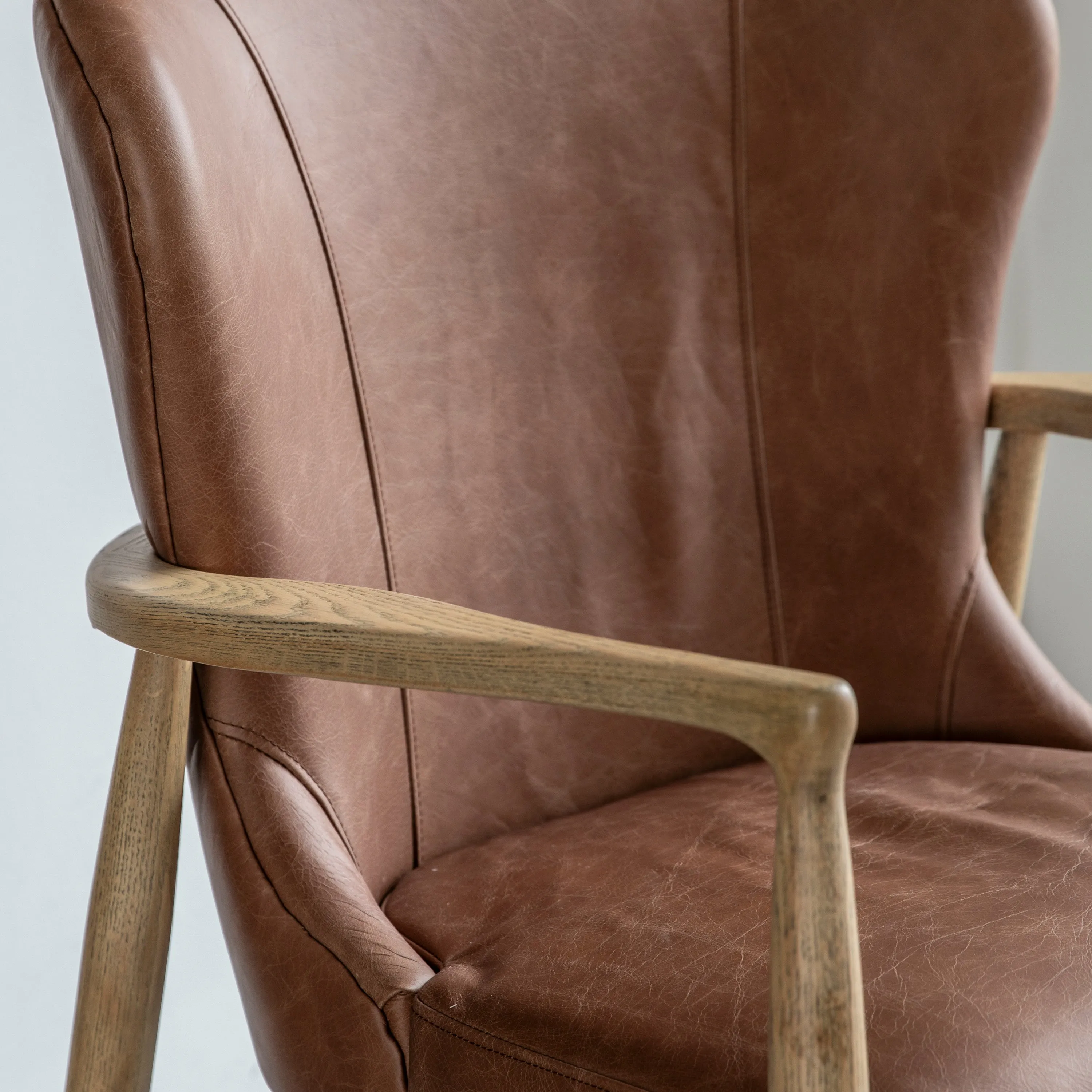 Amos Tariva Armchair Ant Brown Leather