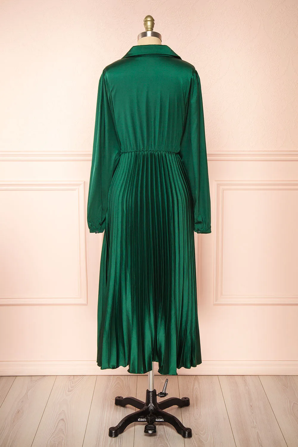 Calira | Green Midi Dress w/ Long Sleeves
