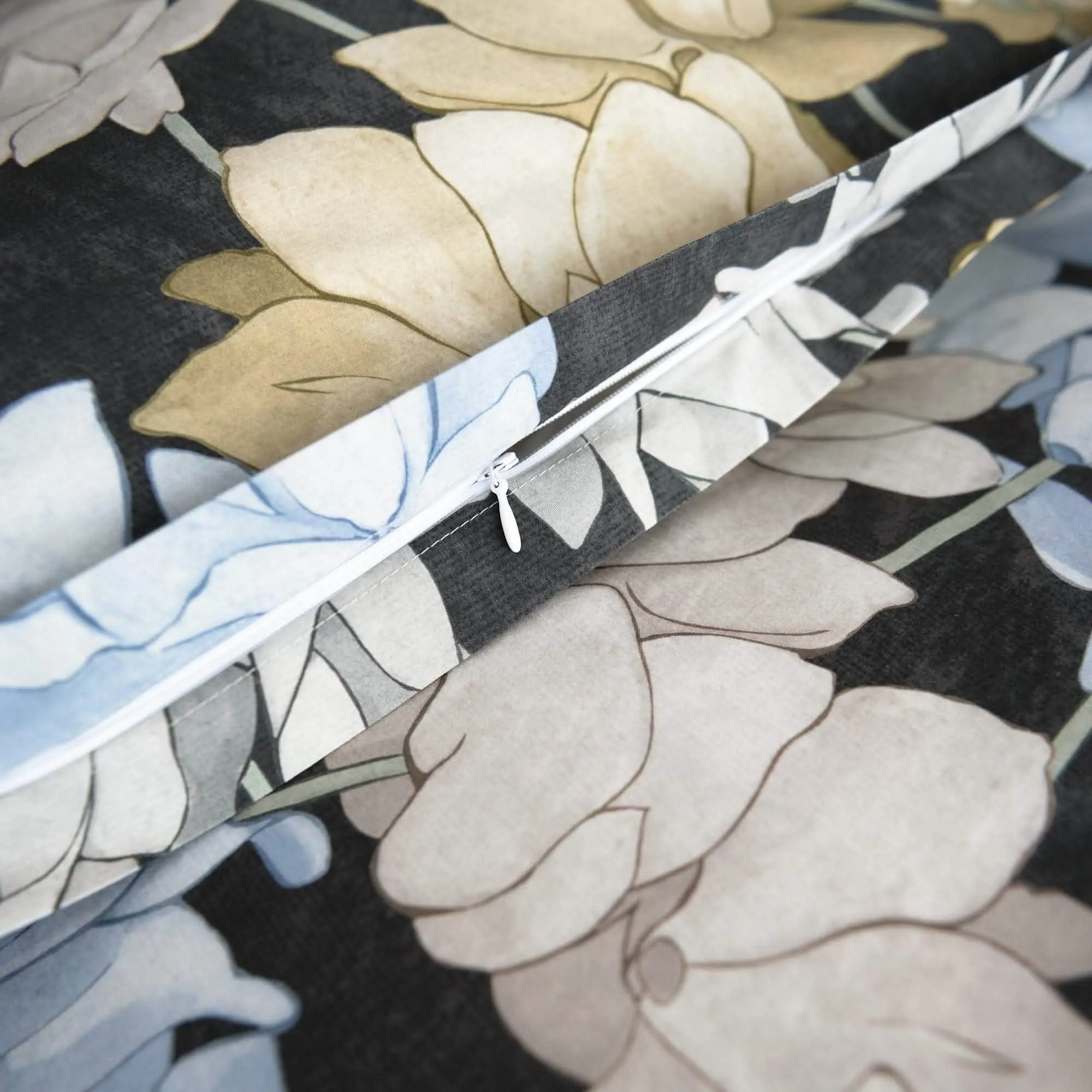 Della Duvet Covers