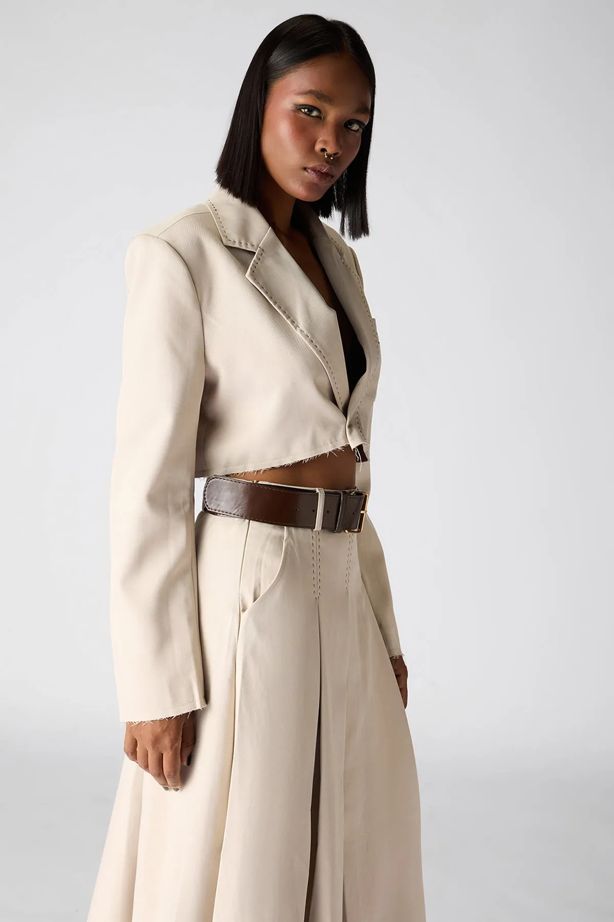 The 9 To 5 Essential Cropped Blazer- Beige