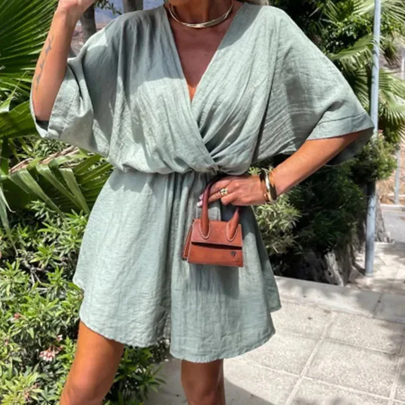Vacation Solid Pleat Mini Dress 2024 Casual Short Sleeved Women Elegant Elegant Dress