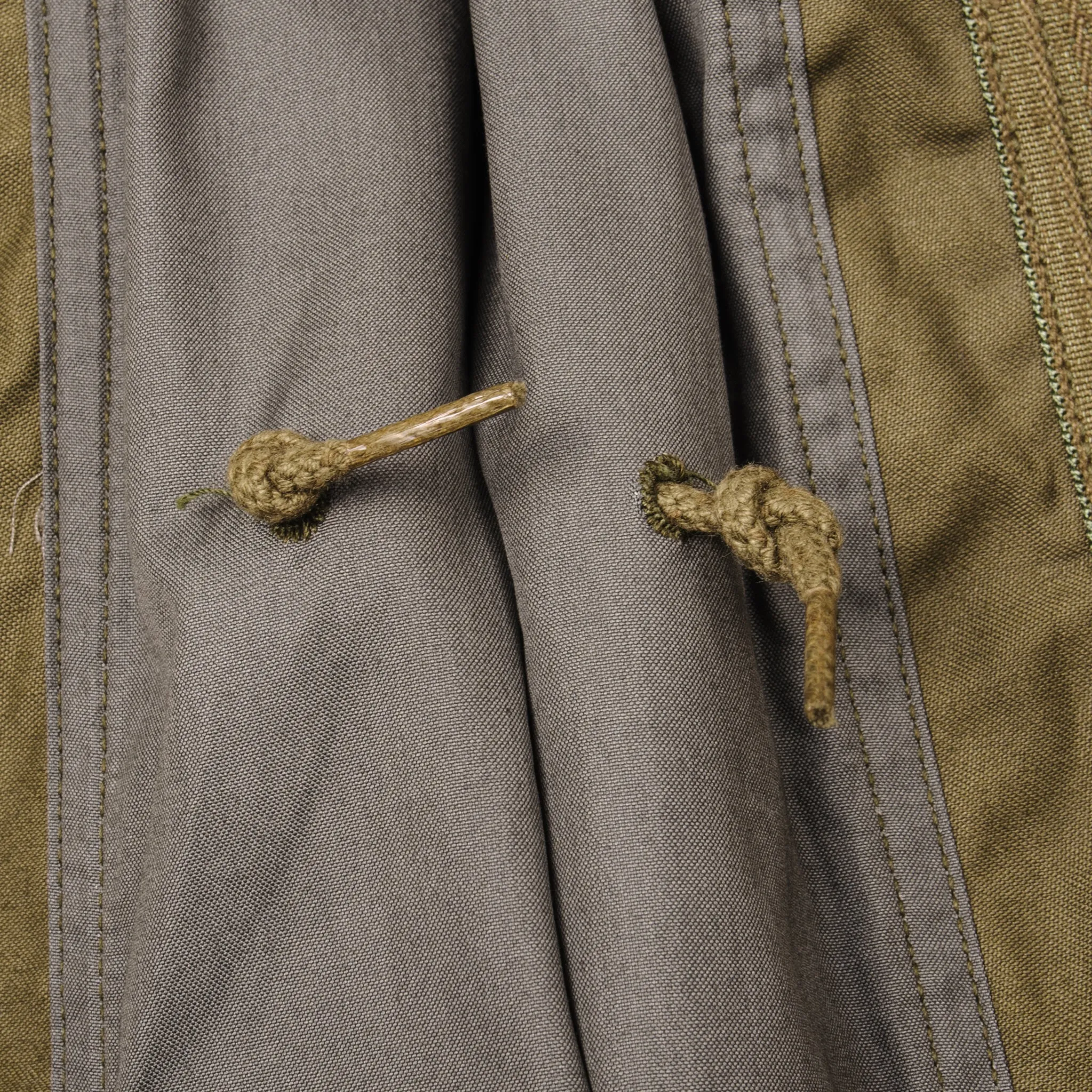 VINTAGE US ARMY M-1965 M65 FIELD JACKET 1972 VIETNAM WAR SIZE SMALL LONG PATCHED WITH LINER